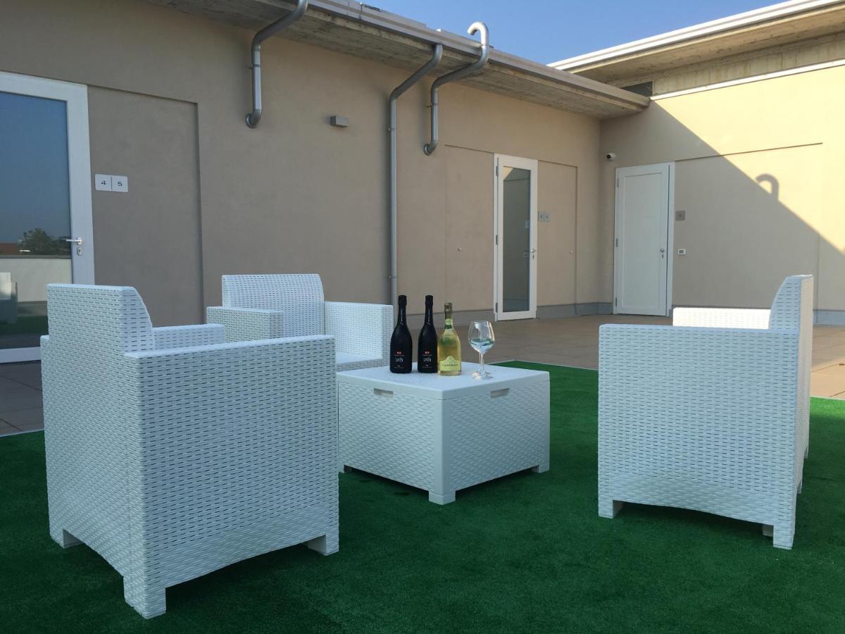 Terrazza Rooms Castrezatto Экстерьер фото